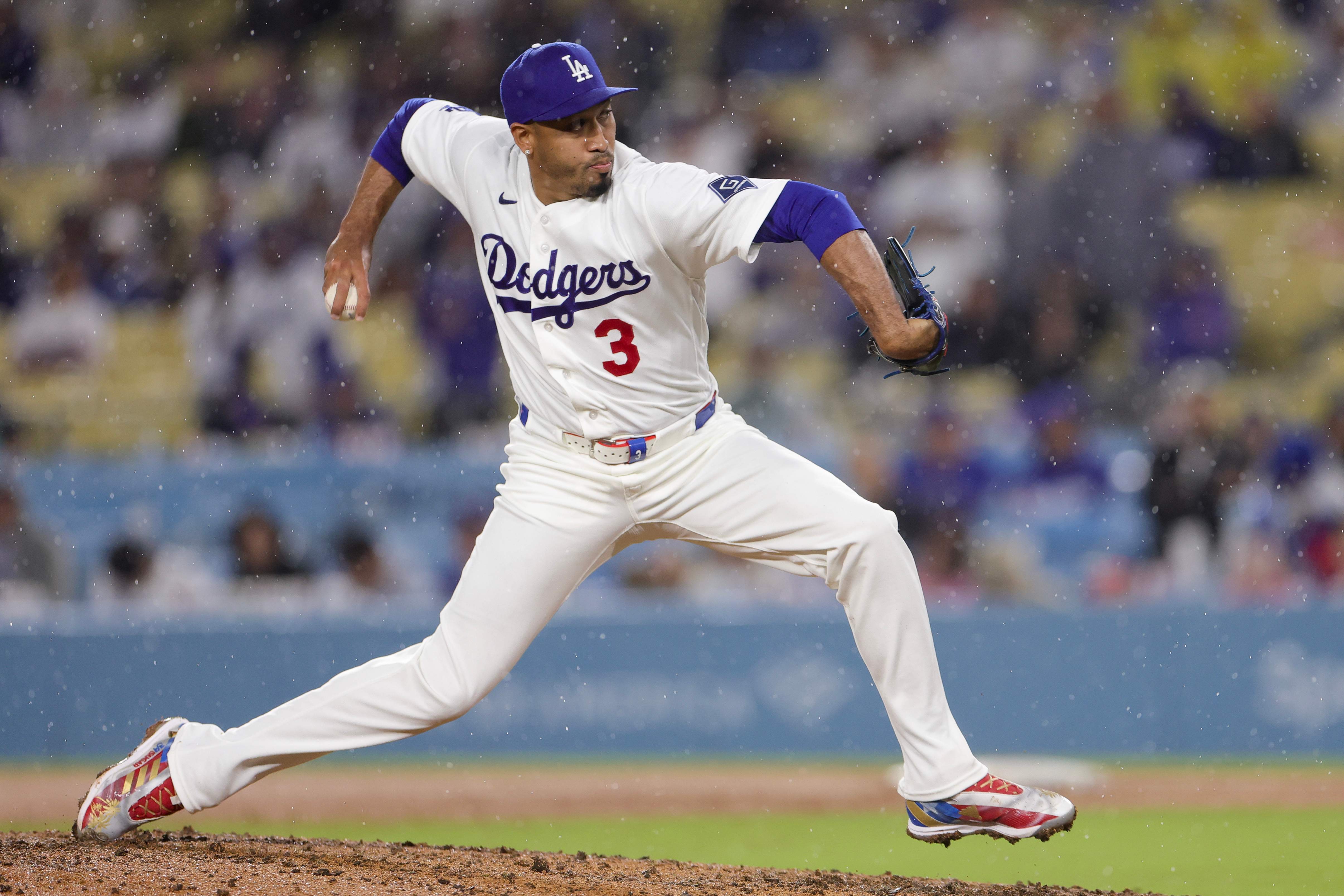 Cleveland Guardians v Los Angeles Dodgers