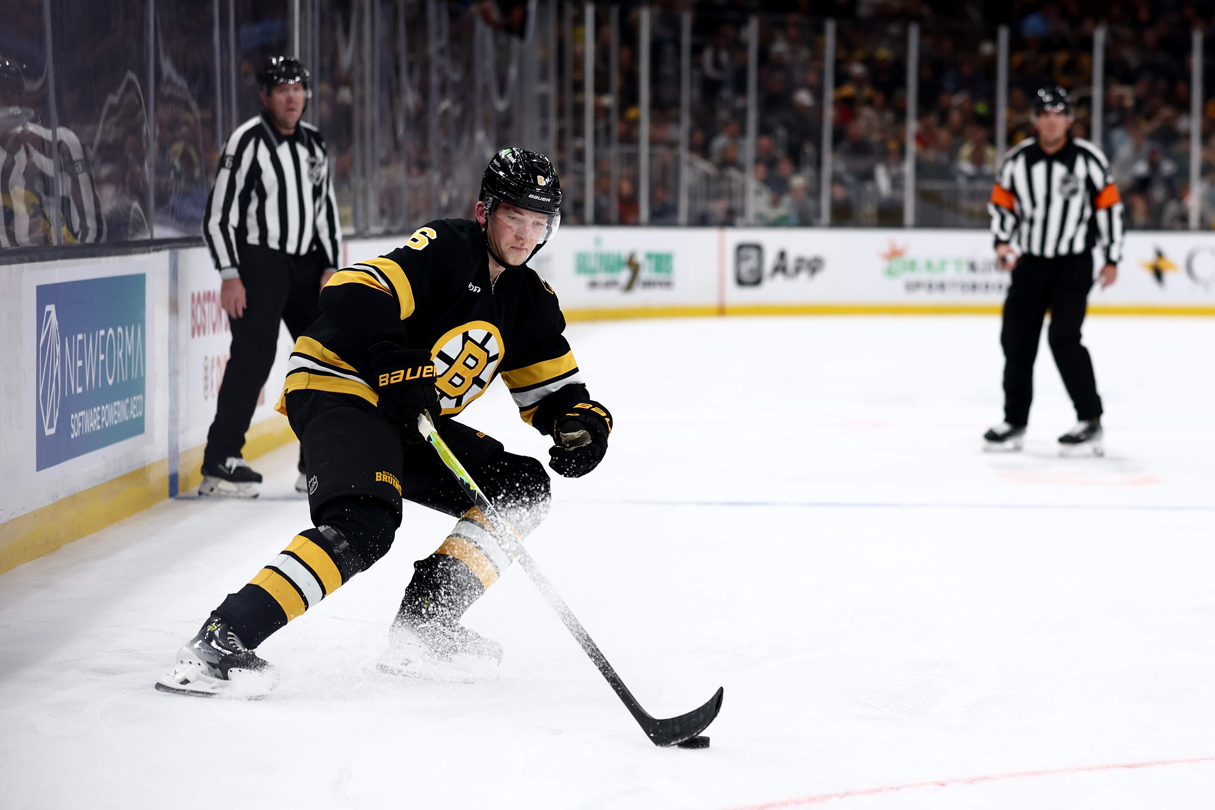Colorado Avalanche v Boston Bruins