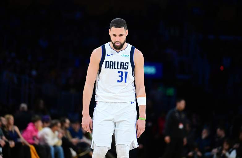 Dallas Mavericks v Los Angeles Lakers
