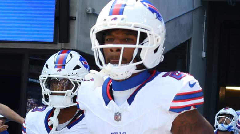 Dee Alford #23 of the Buffalo Bills makes his way to the field