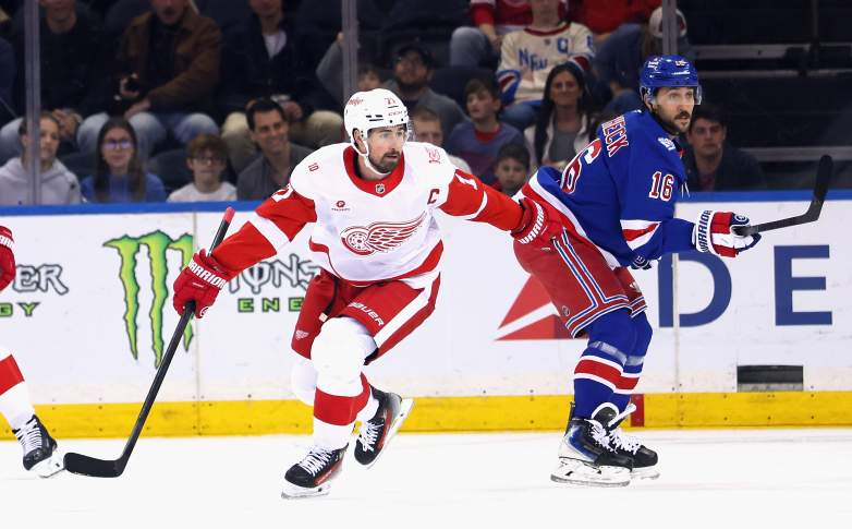 Detroit Red Wings v New York Rangers