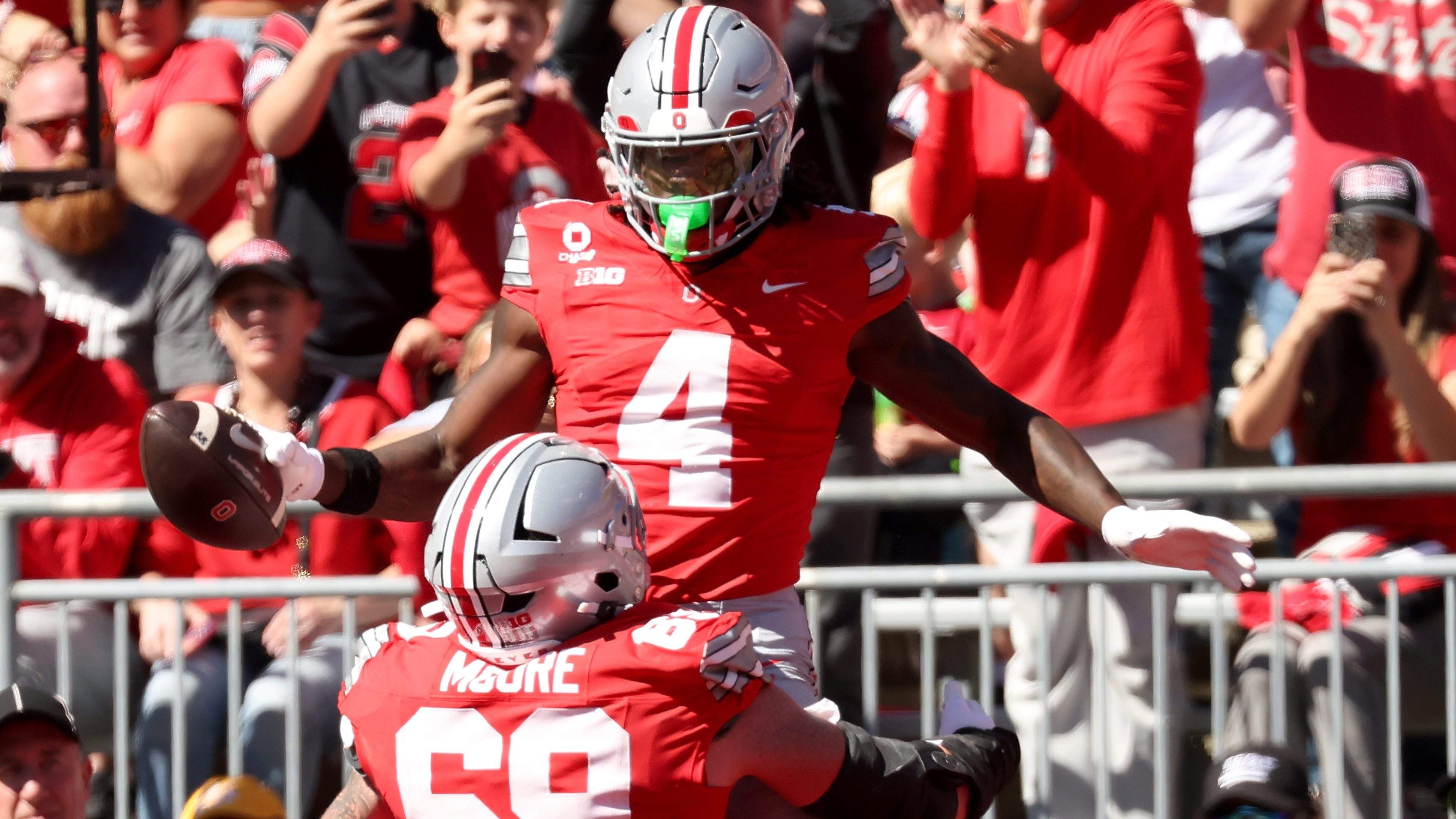 Jeremiah Smith Ties Ohio State Record With Four TDs in Win Over Illinois