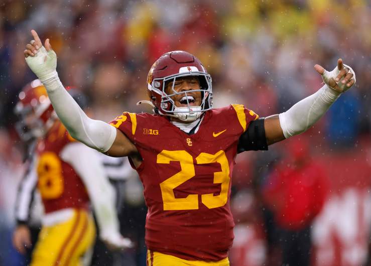 Iowa v USC
