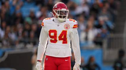Dolphins Sign Ex-Chief, Two-Time Super Bowl Winner
