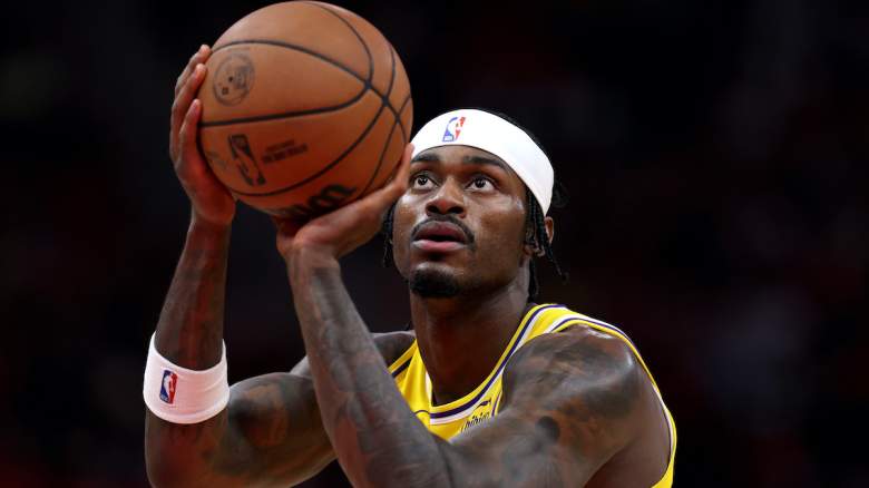 Jarred Vanderbilt #2 of the Los Angeles Lakers shoots
