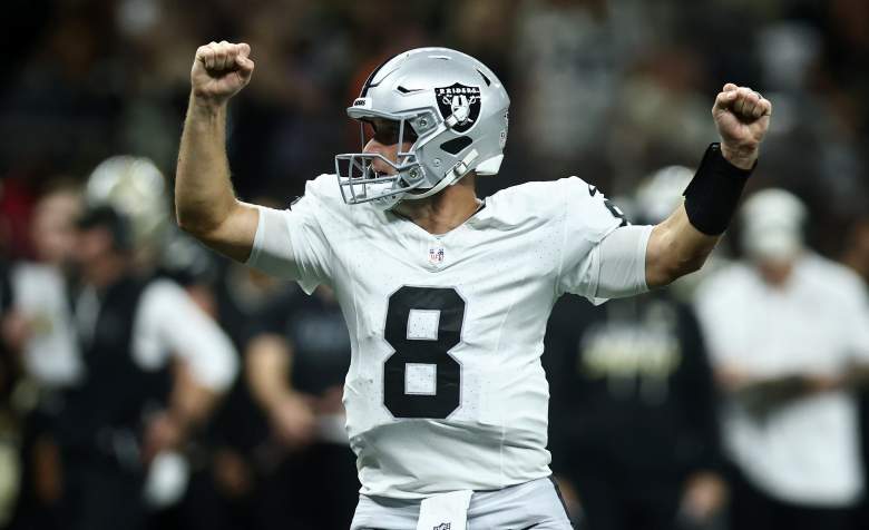 Las Vegas Raiders quarterback Kirk Cosuins