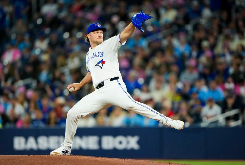 Los Angeles Angels v Toronto Blue Jays