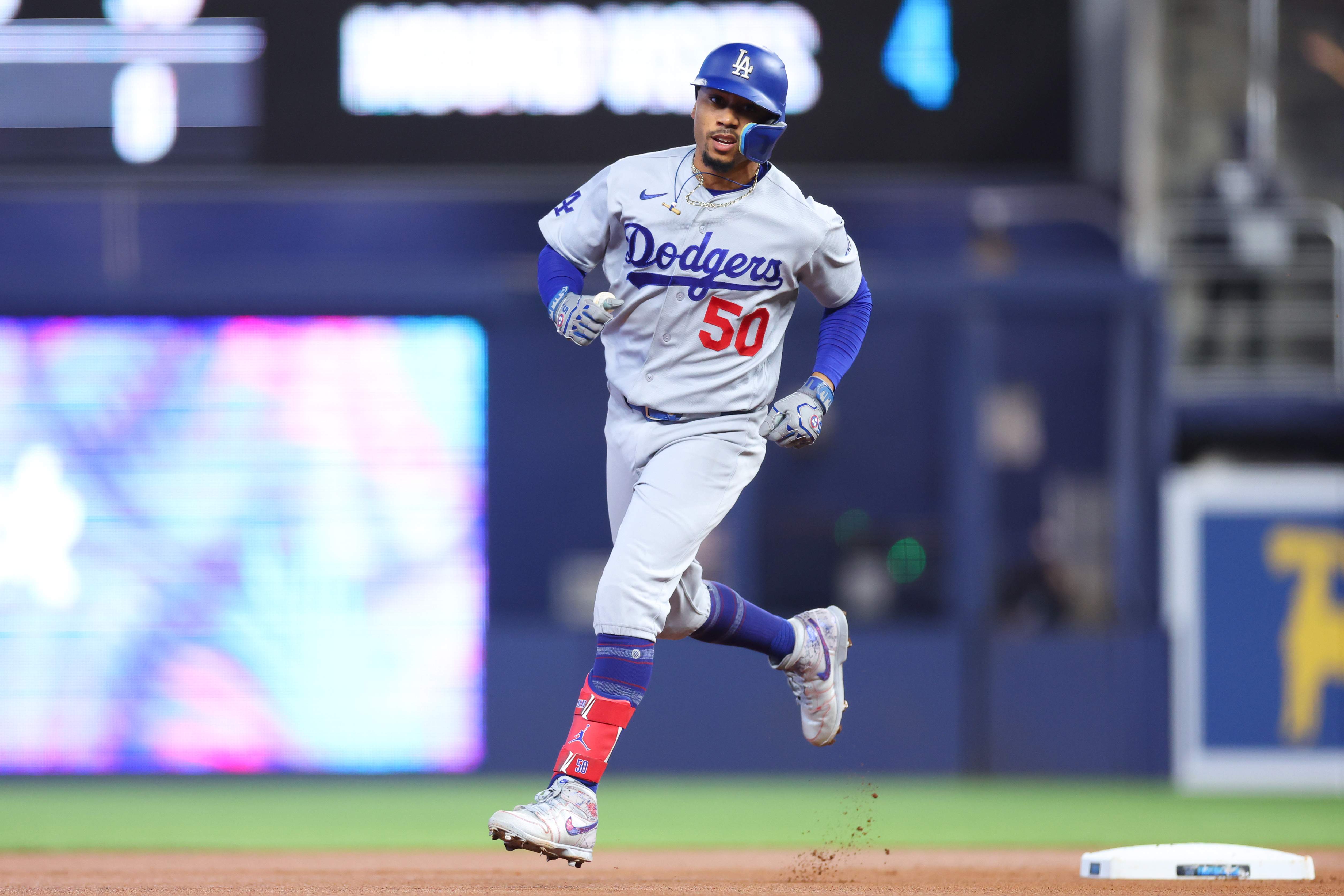Los Angeles Dodgers v Miami Marlins