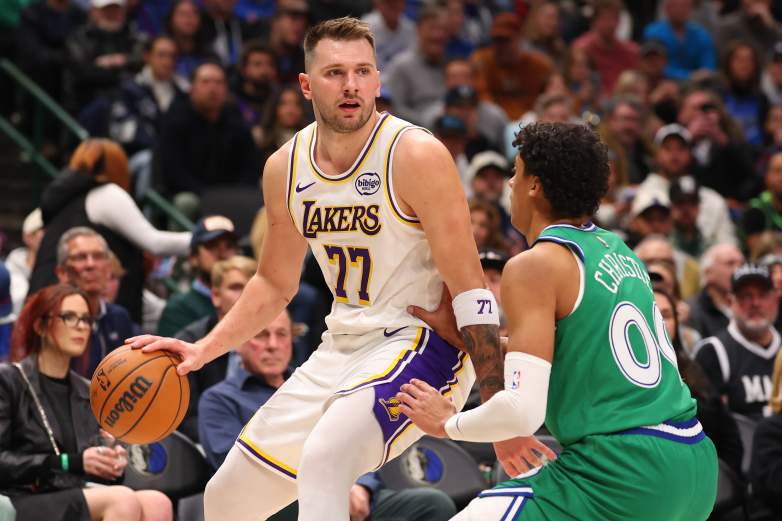 Los Angeles Lakers v Dallas Mavericks