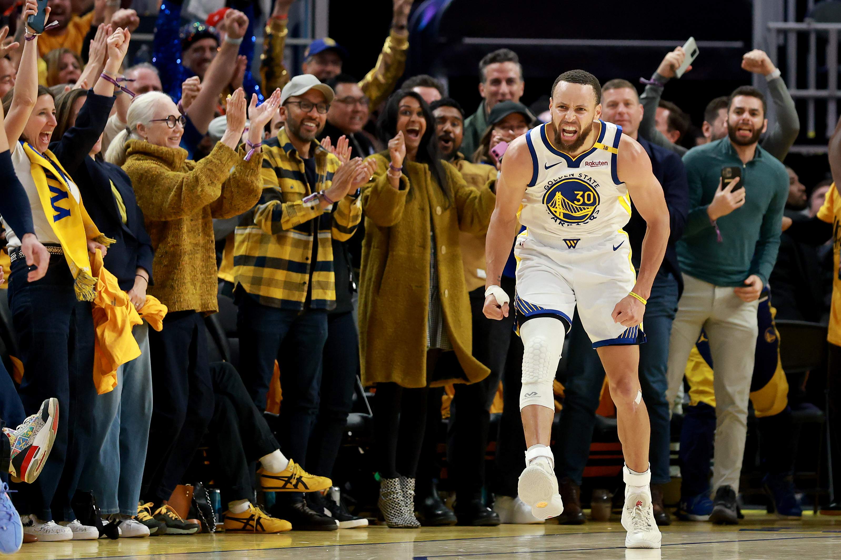 Memphis Grizzlies v Golden State Warriors - Play-In Tournament