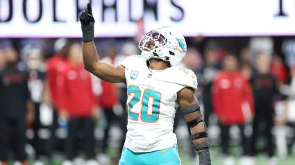 Dolphins Vet on Release of Starting LB: ‘Hard not to take things personal’