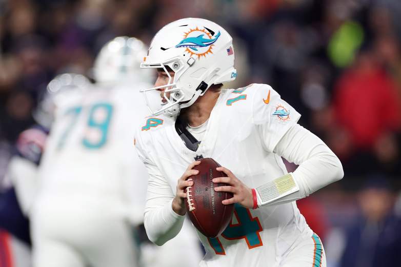 Miami Dolphins v New England Patriots - NFL 2025