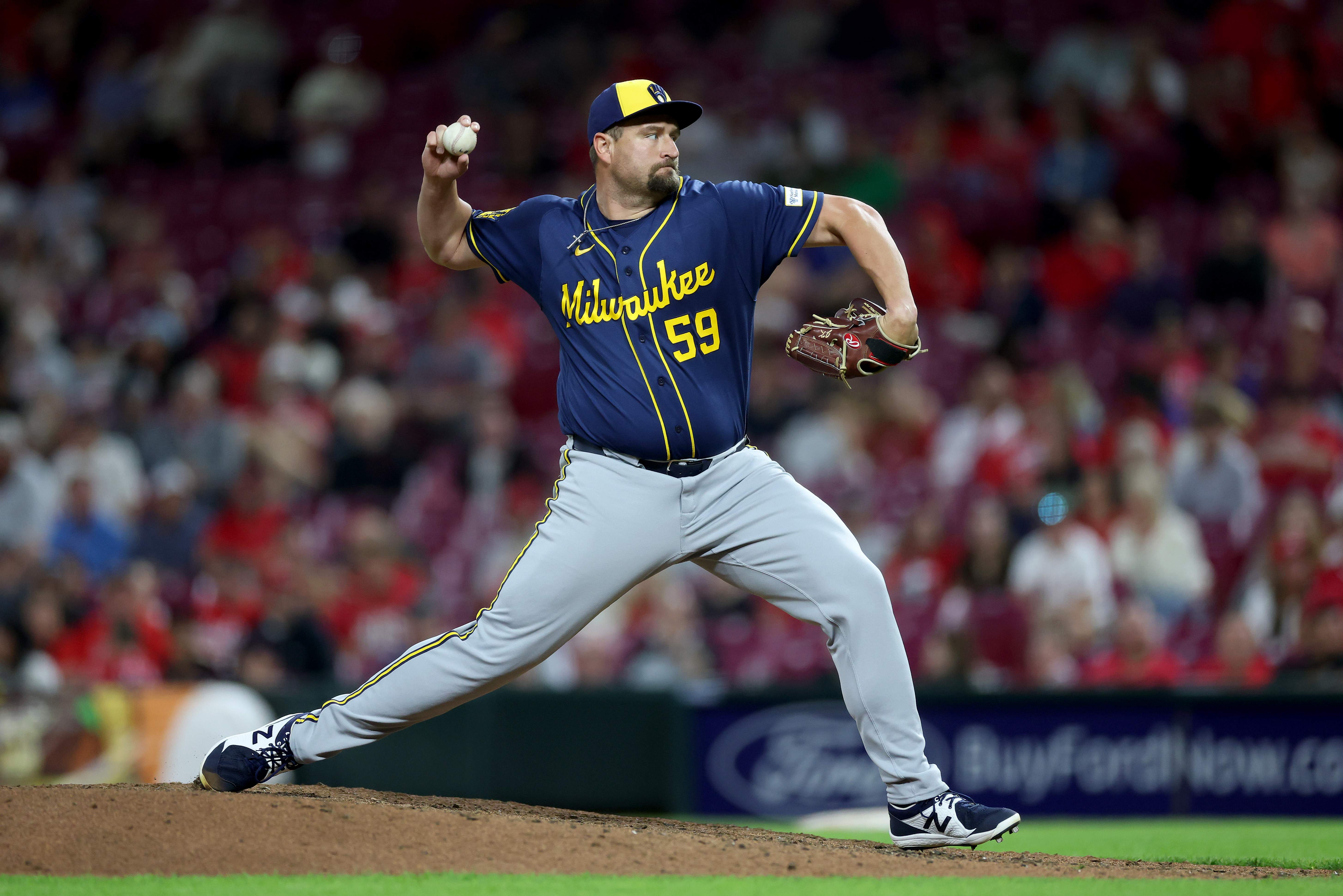 Milwaukee Brewers v Cincinnati Reds