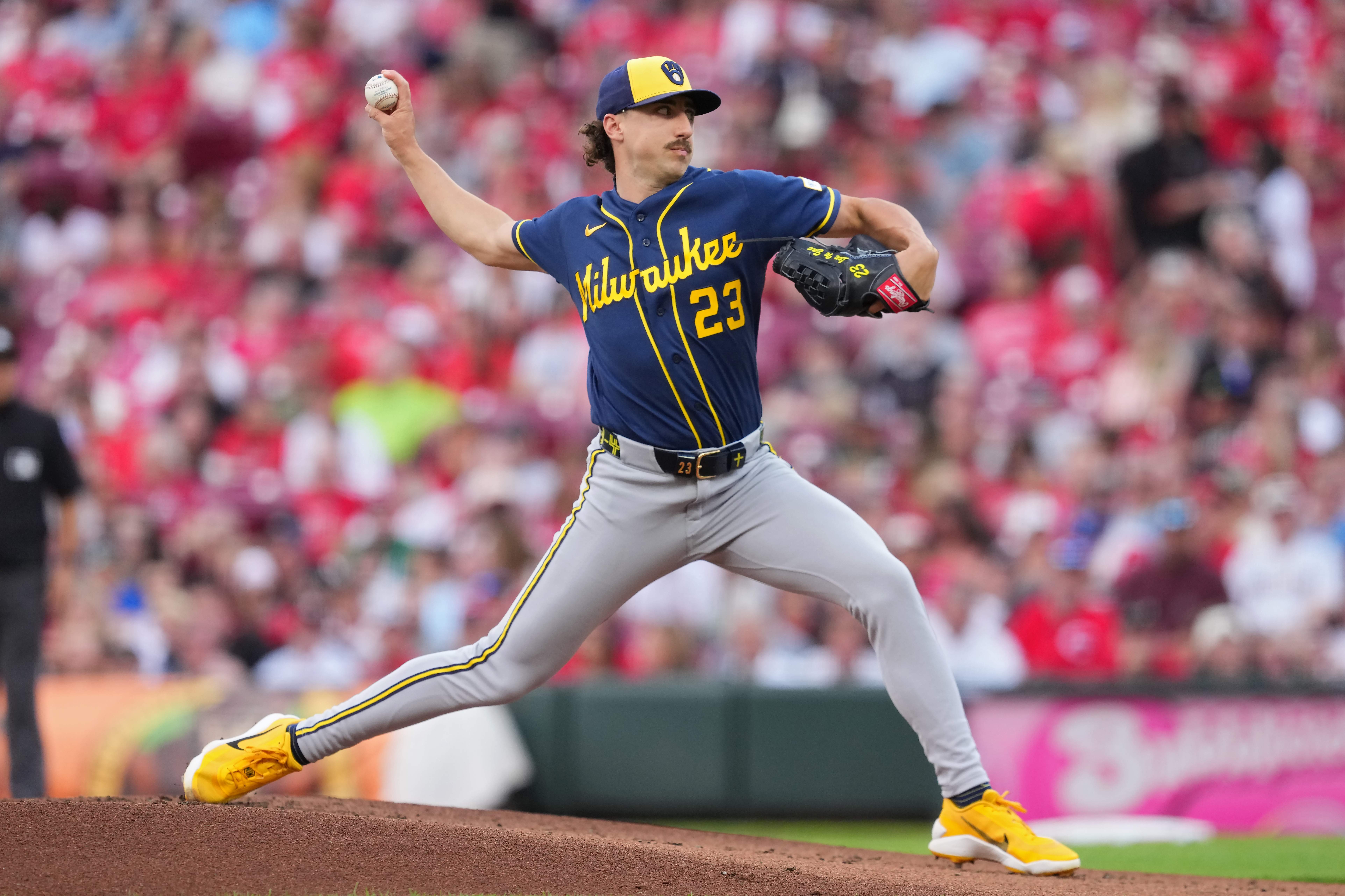 Milwaukee Brewers v Cincinnati Reds