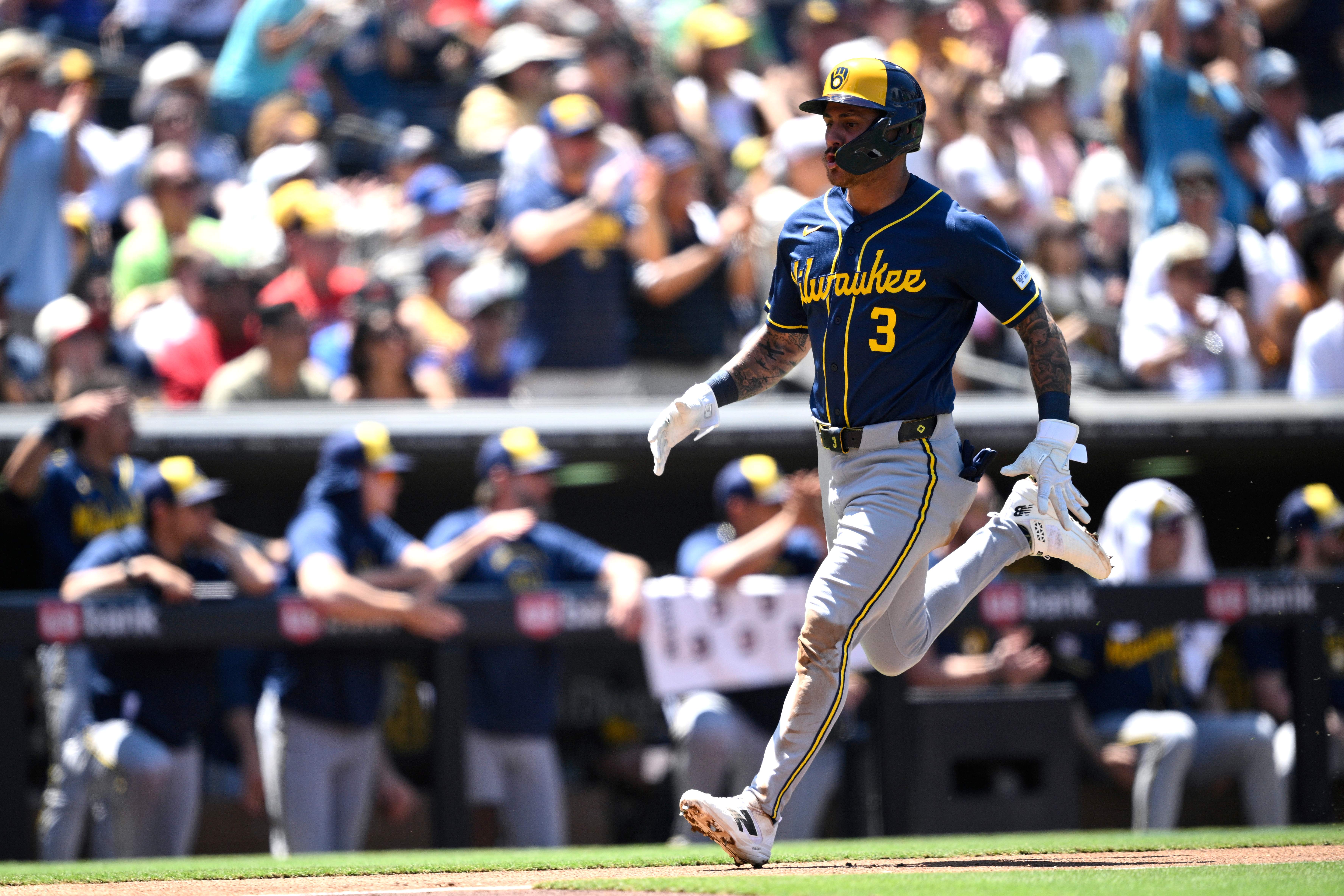 Milwaukee Brewers v San Diego Padres