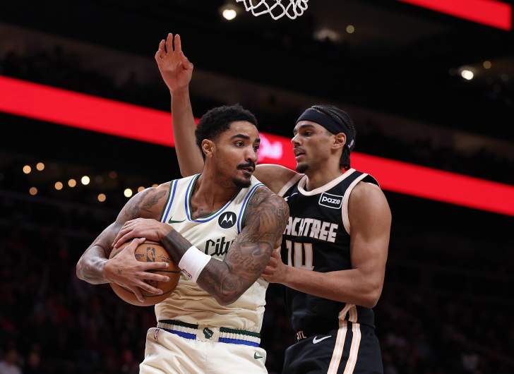 Milwaukee Bucks v Atlanta Hawks