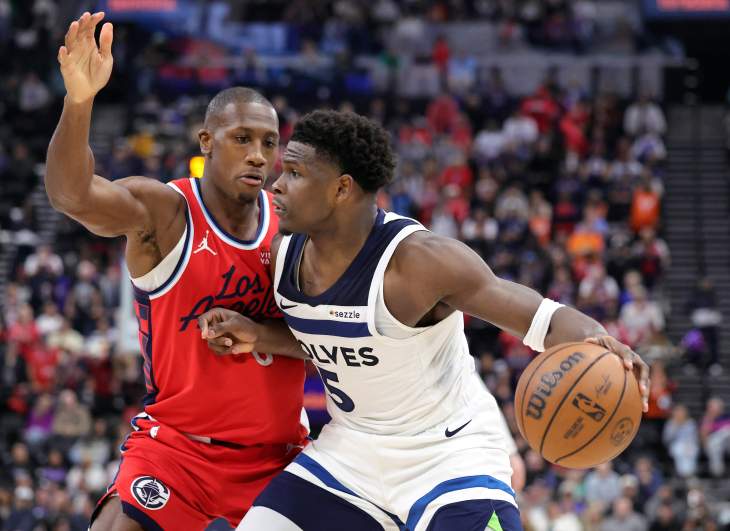 Minnesota TImberwolves v Los Angeles Clippers