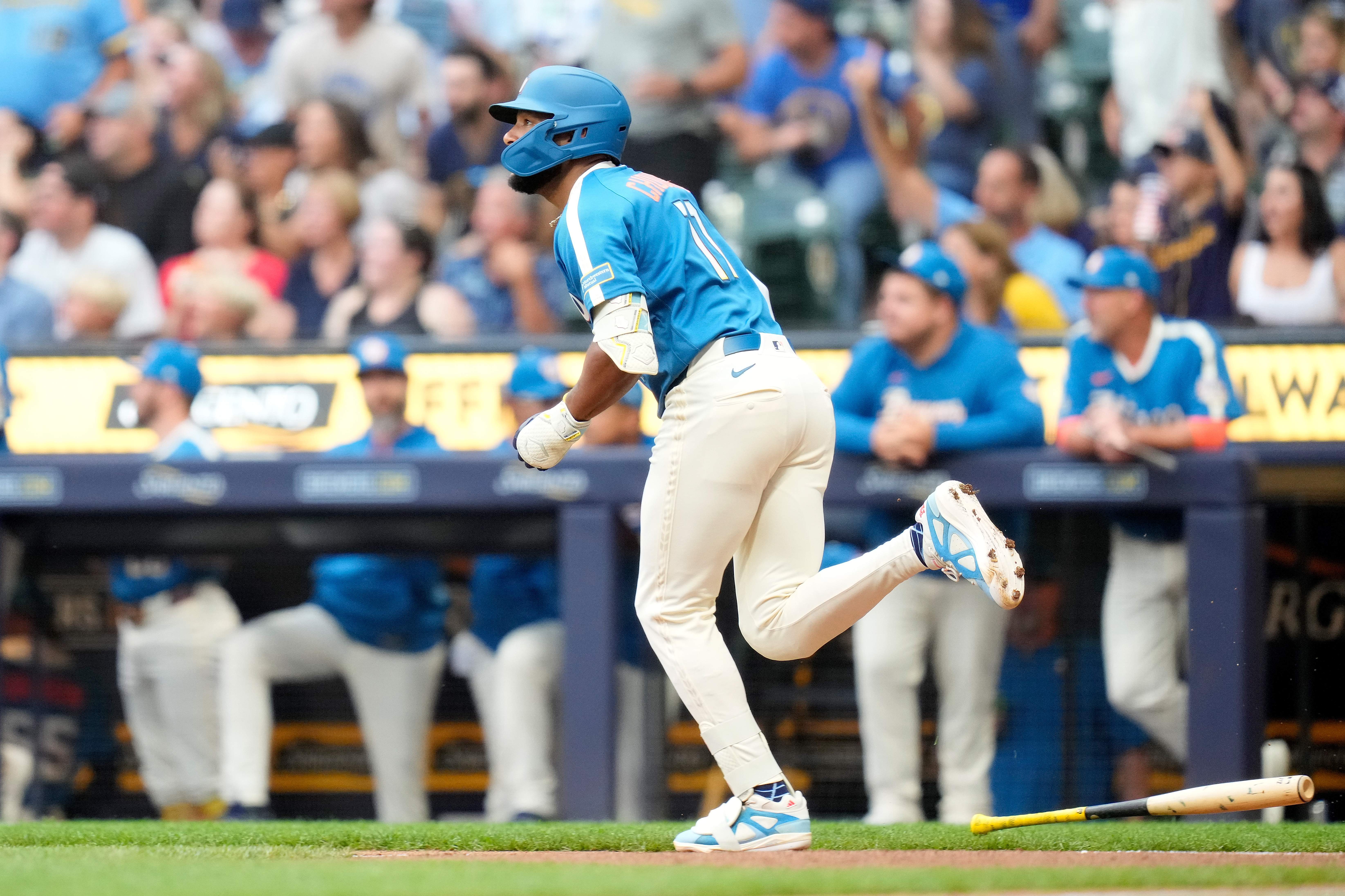 Minnesota Twins v Milwaukee Brewers