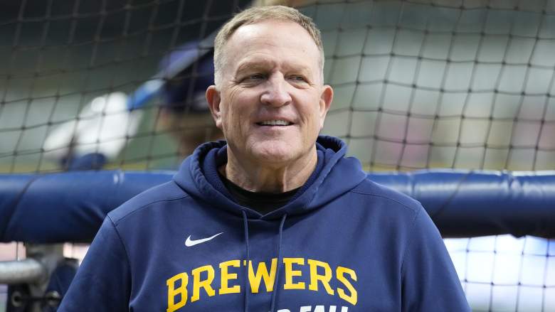National League Championship Series - Los Angeles Dodgers v Milwaukee Brewers - Game Two