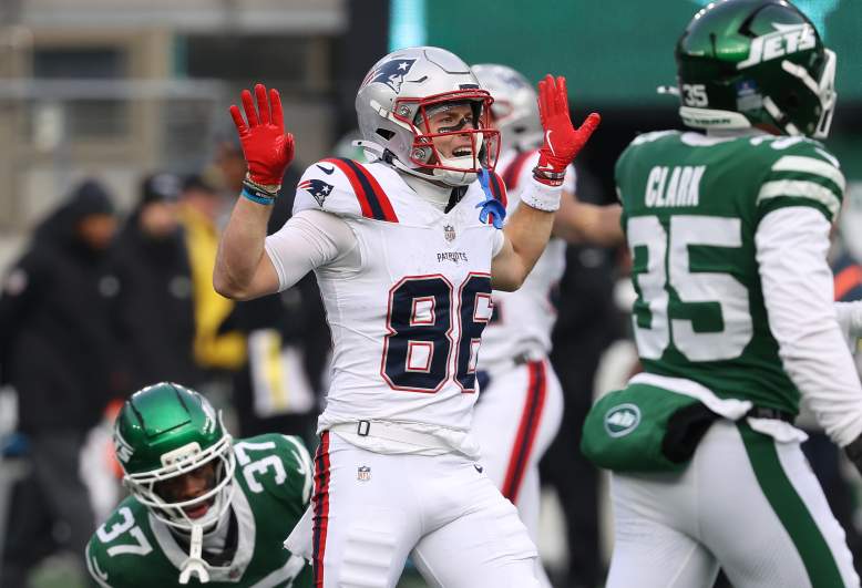 New England Patriots v New York Jets - NFL 2025