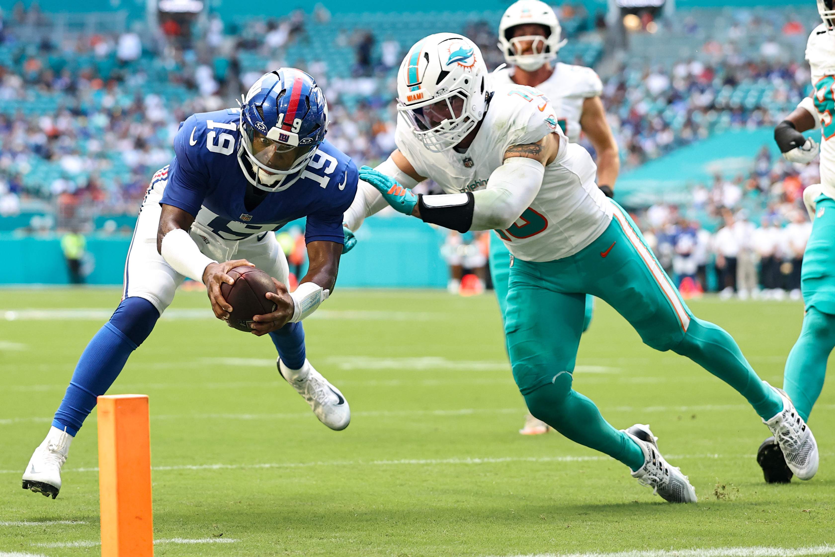 New York Giants v Miami Dolphins