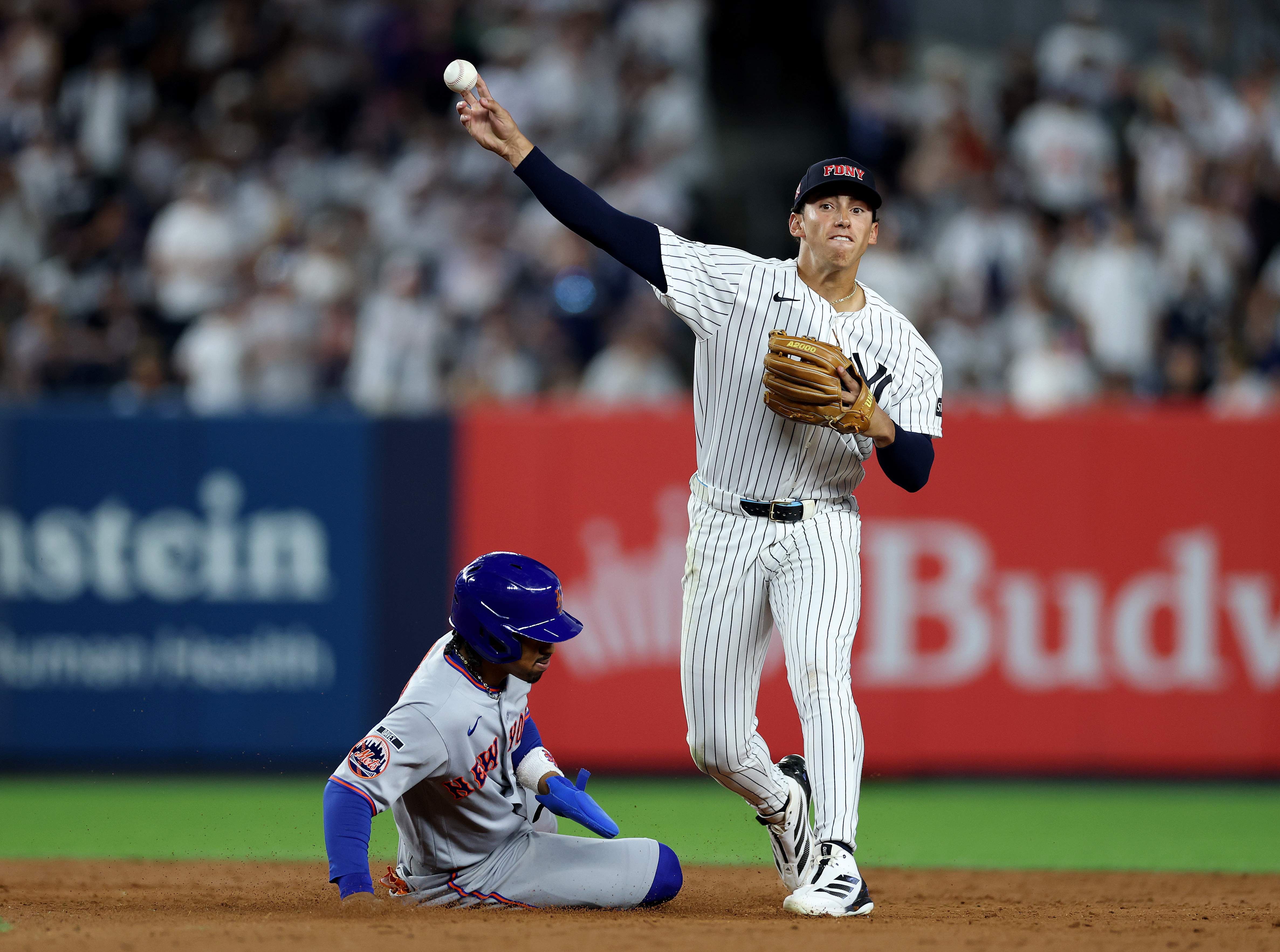 New York Mets v New York Yankees