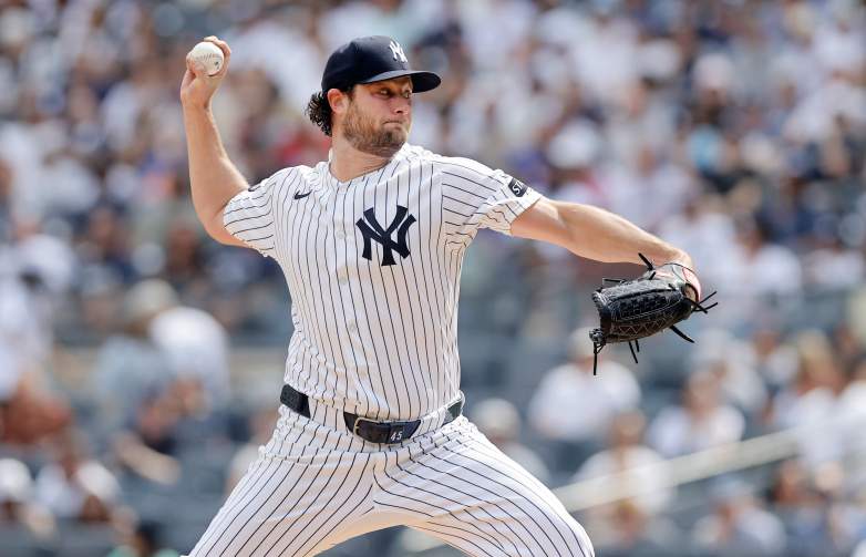 New York Mets v New York Yankees