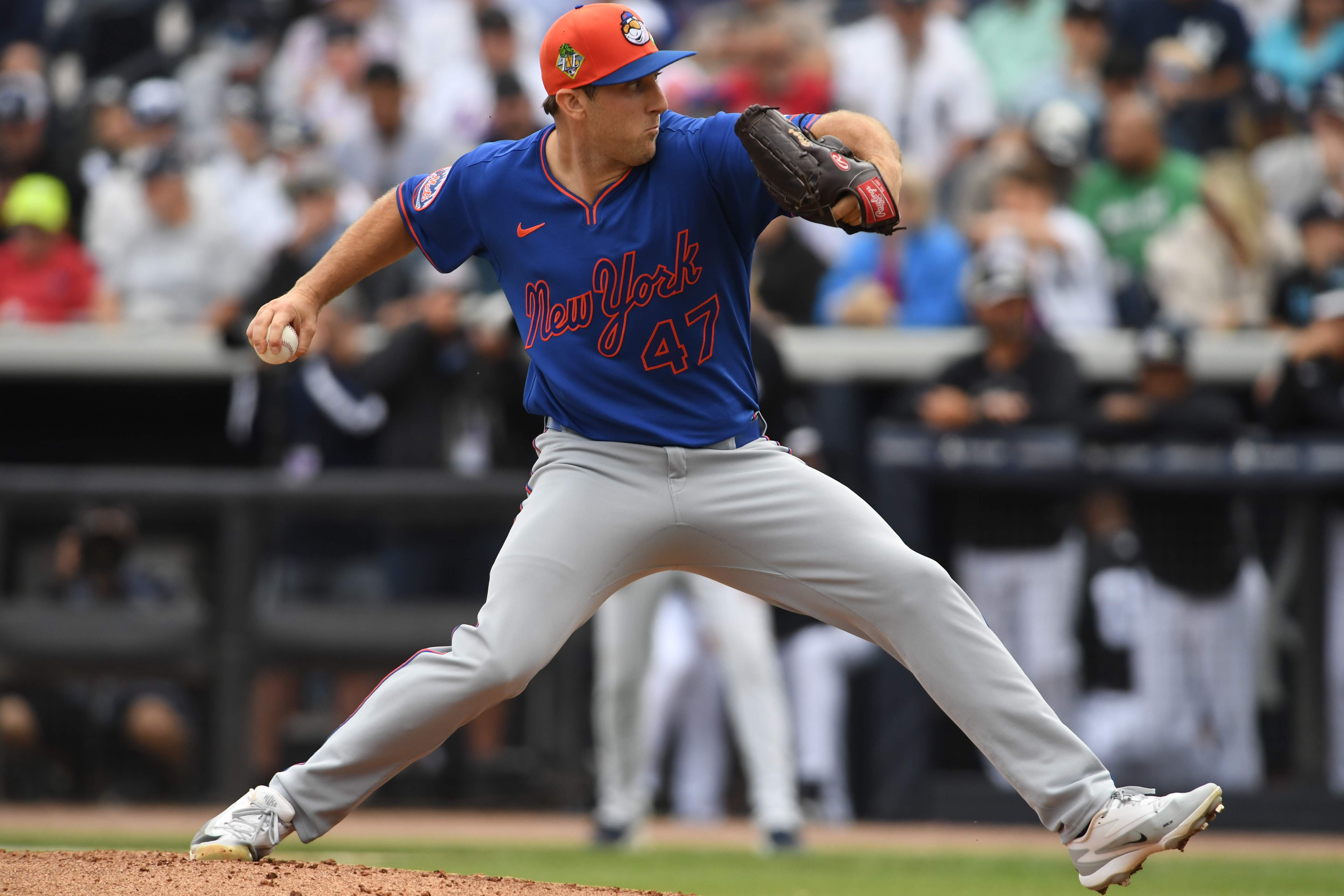 New York Mets v New York Yankees