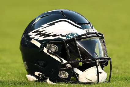 Eagles Get Hit With Suggestion To Bench Struggling 32-Year-Old Veteran