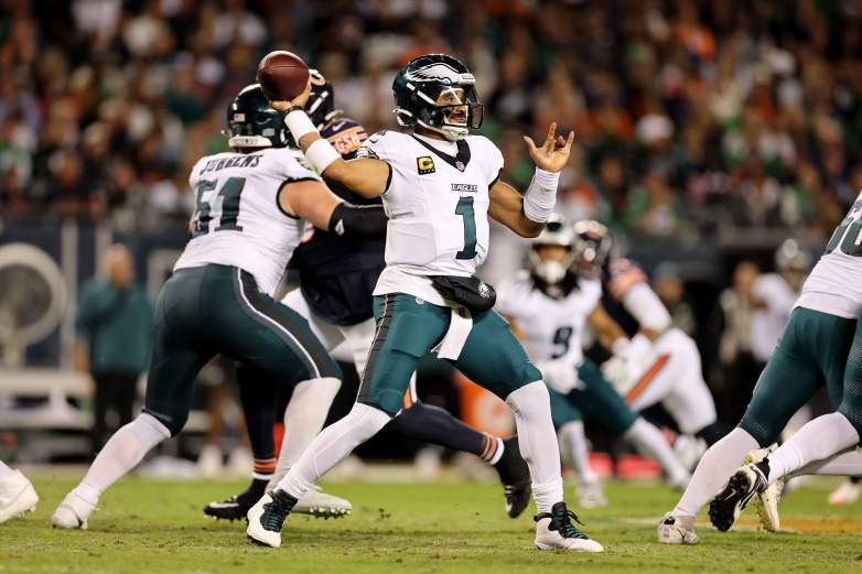 Philadelphia Eagles v Chicago Bears