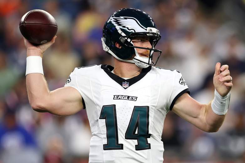 Philadelphia Eagles v New England Patriots