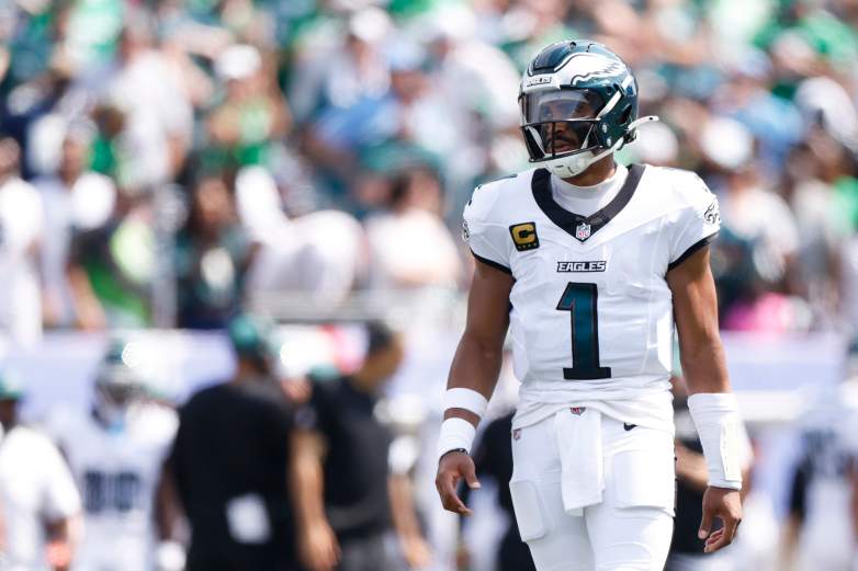 Philadelphia Eagles v Tennessee Titans