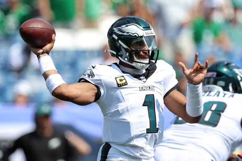 Philadelphia Eagles v Tennessee Titans