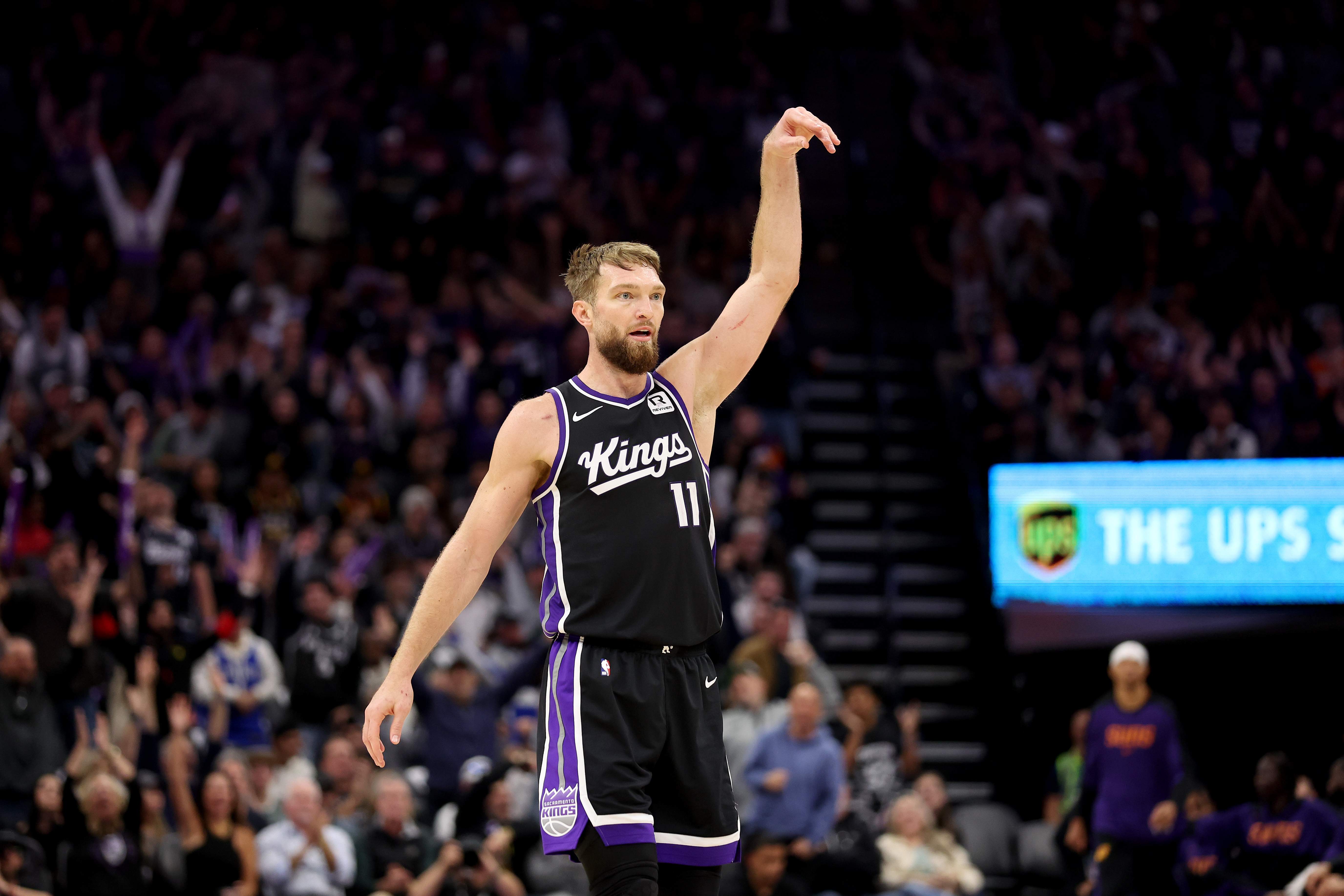 Phoenix Suns v Sacramento Kings