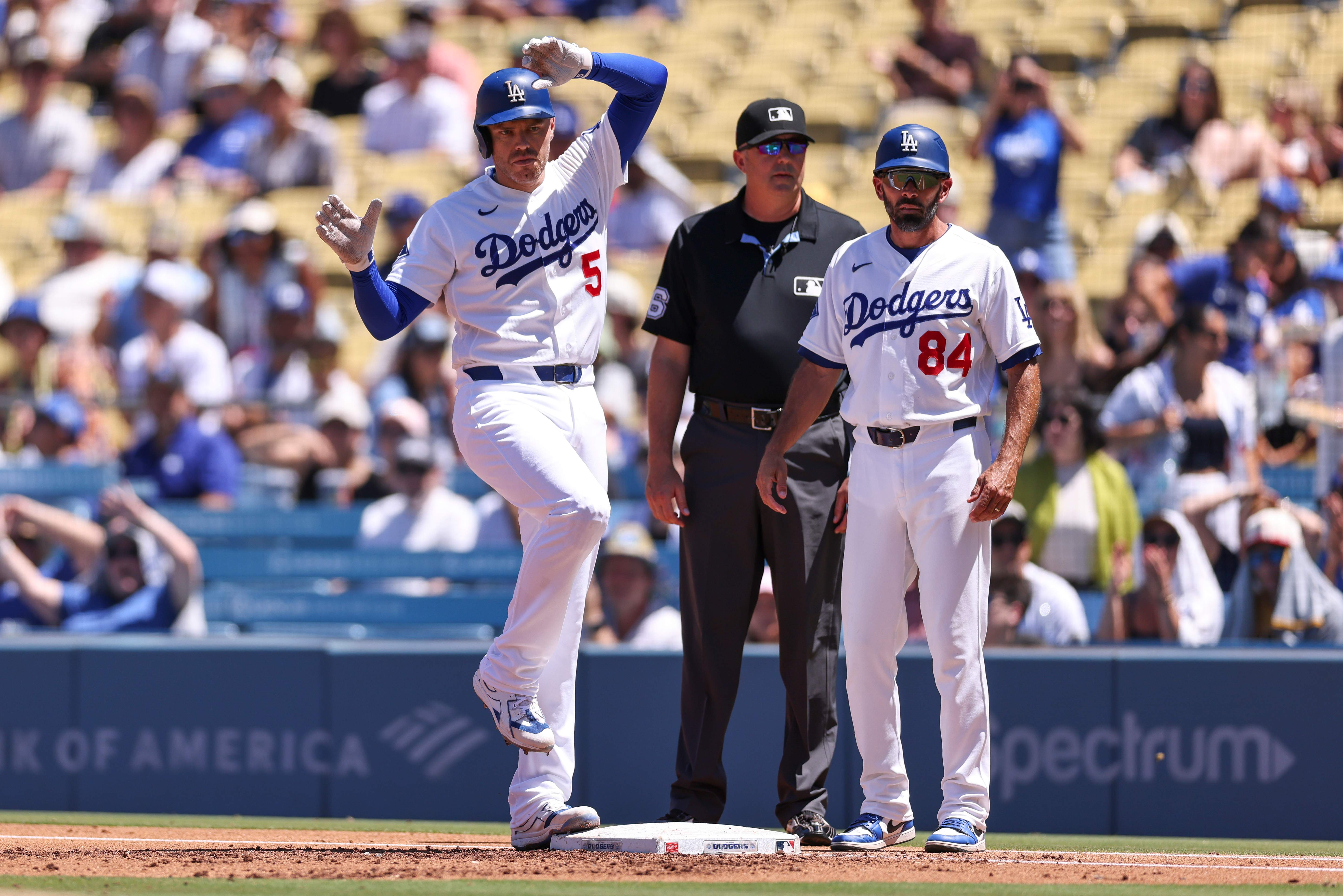 Pittsburgh Pirates v Los Angeles Dodgers