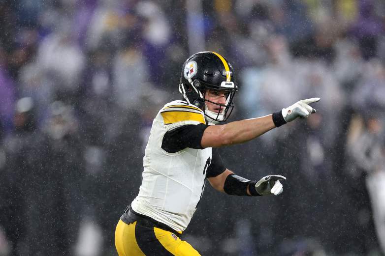 Pittsburgh Steelers v Baltimore Ravens