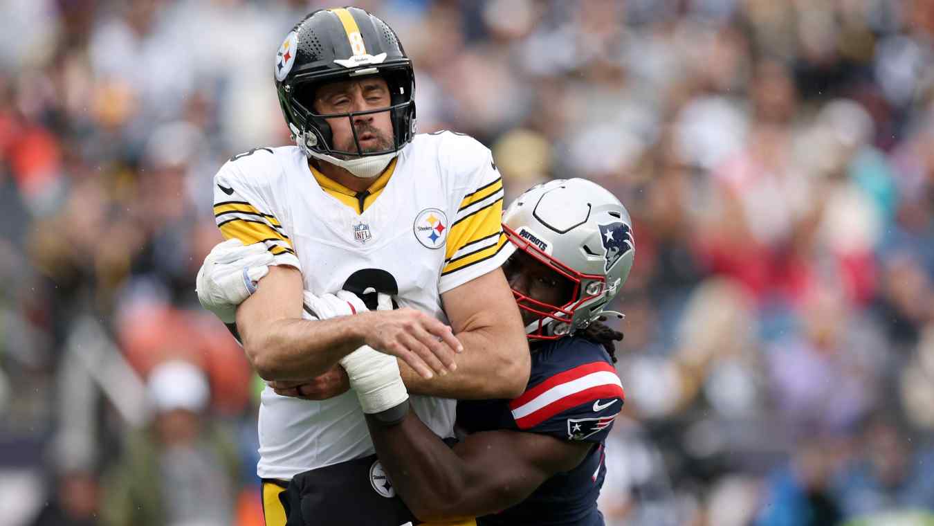 Aaron Rodgers Reveals Patriots’ 6-Man Pressure Plan