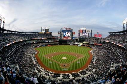 Mets-Phillies Rain Delay Forces Decision on Howie Rose Retirement Ceremony