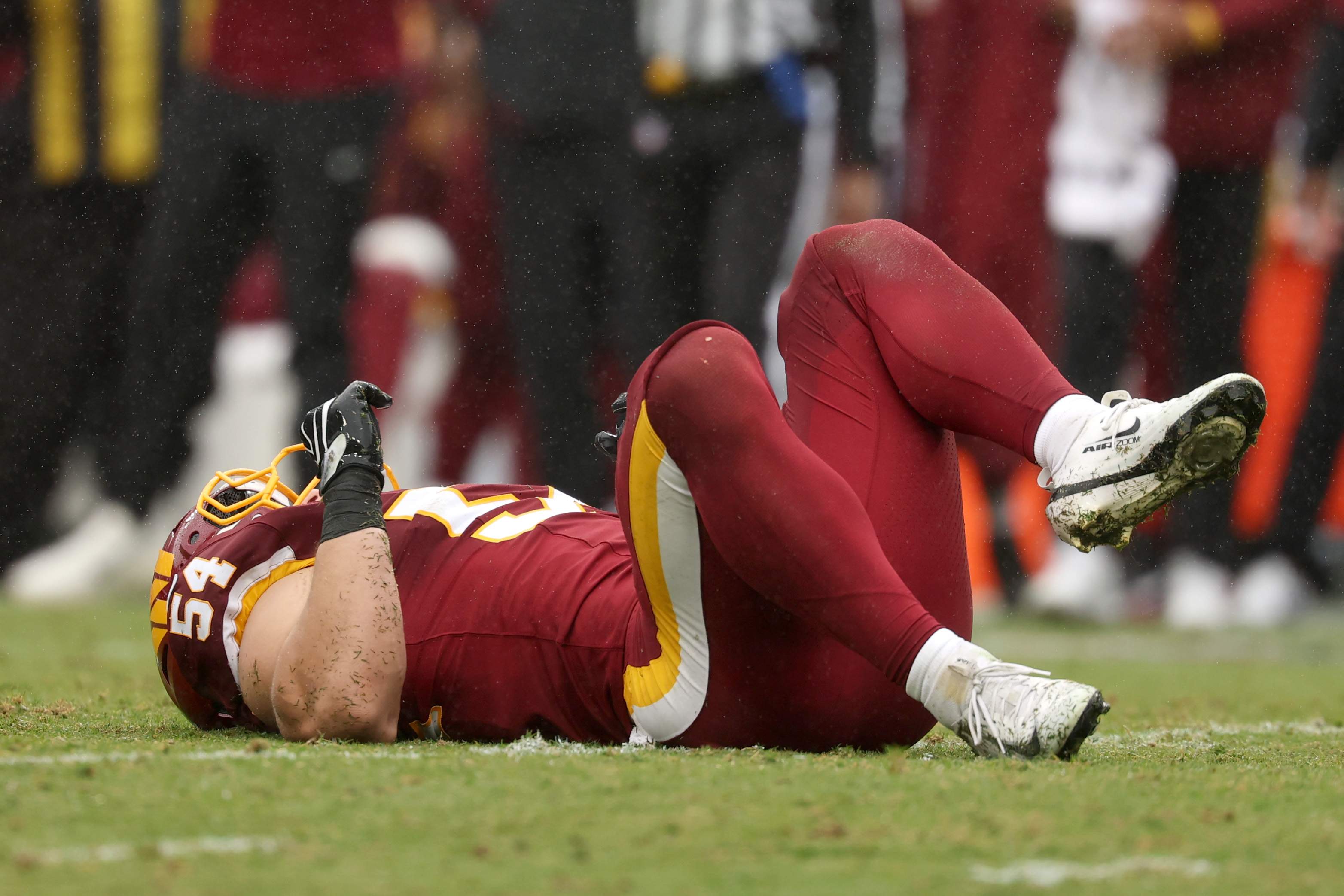 Washington Commanders Backdrop Commanders LB Breaks Silence After Suffering Scary Season-Ending Neck ...