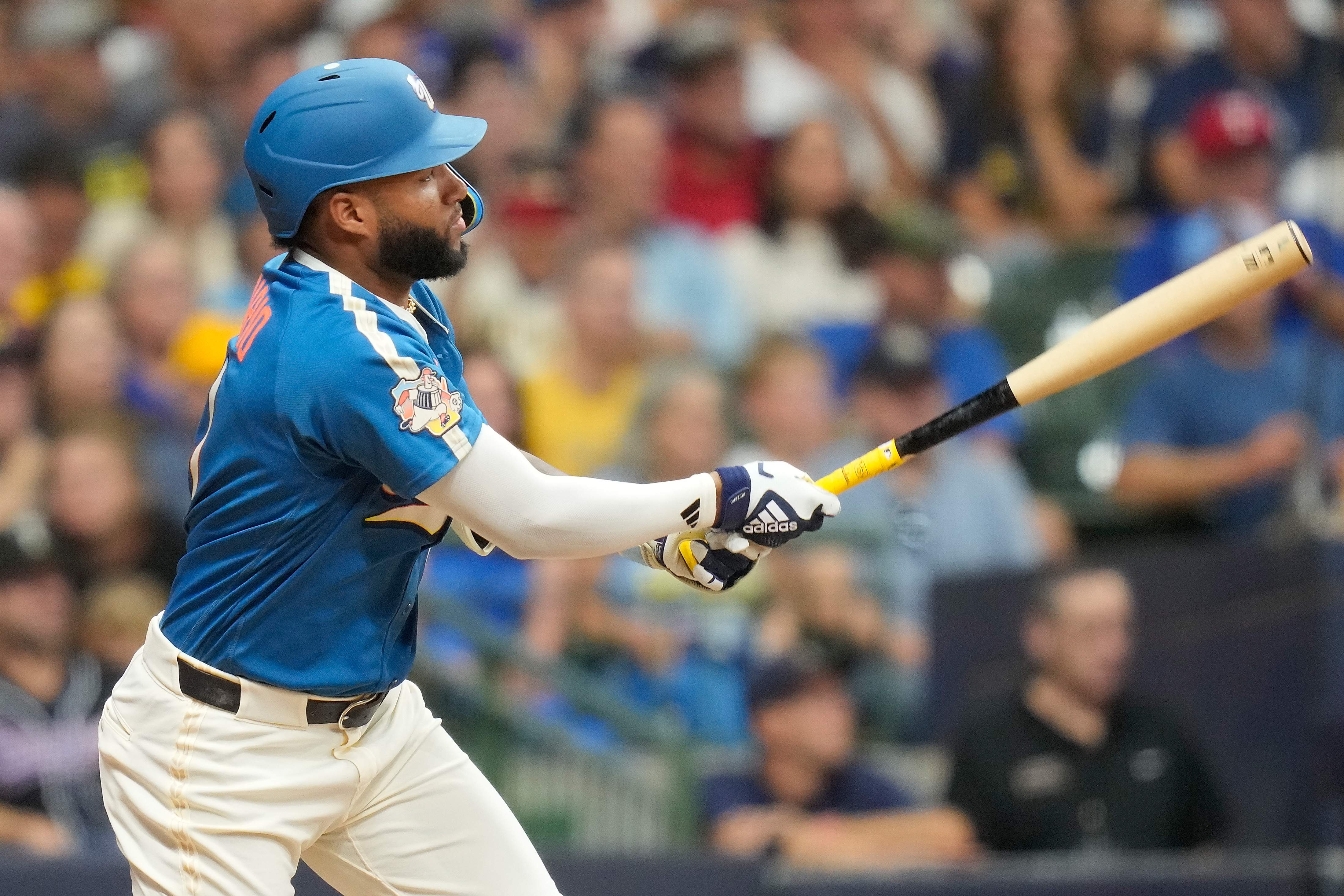 Texas Rangers v Milwaukee Brewers