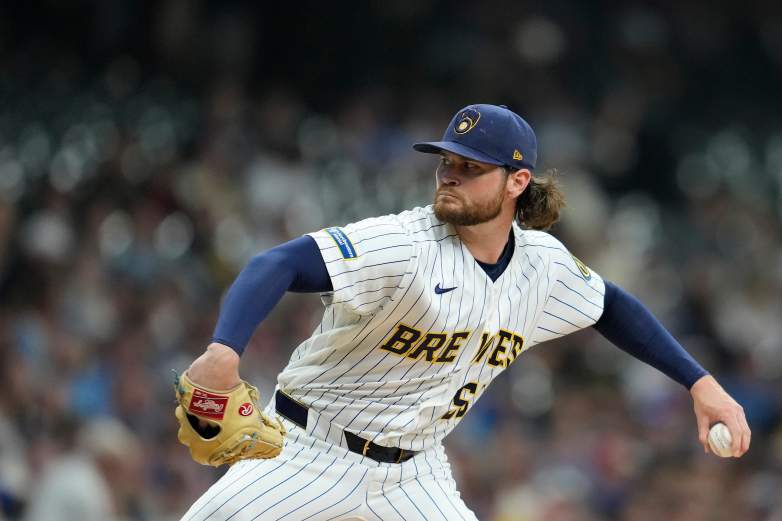 Texas Rangers v Milwaukee Brewers