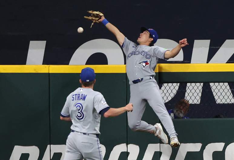 Toronto Blue Jays v Texas Rangers