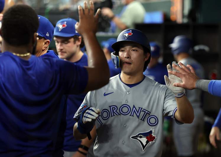 Toronto Blue Jays v Texas Rangers