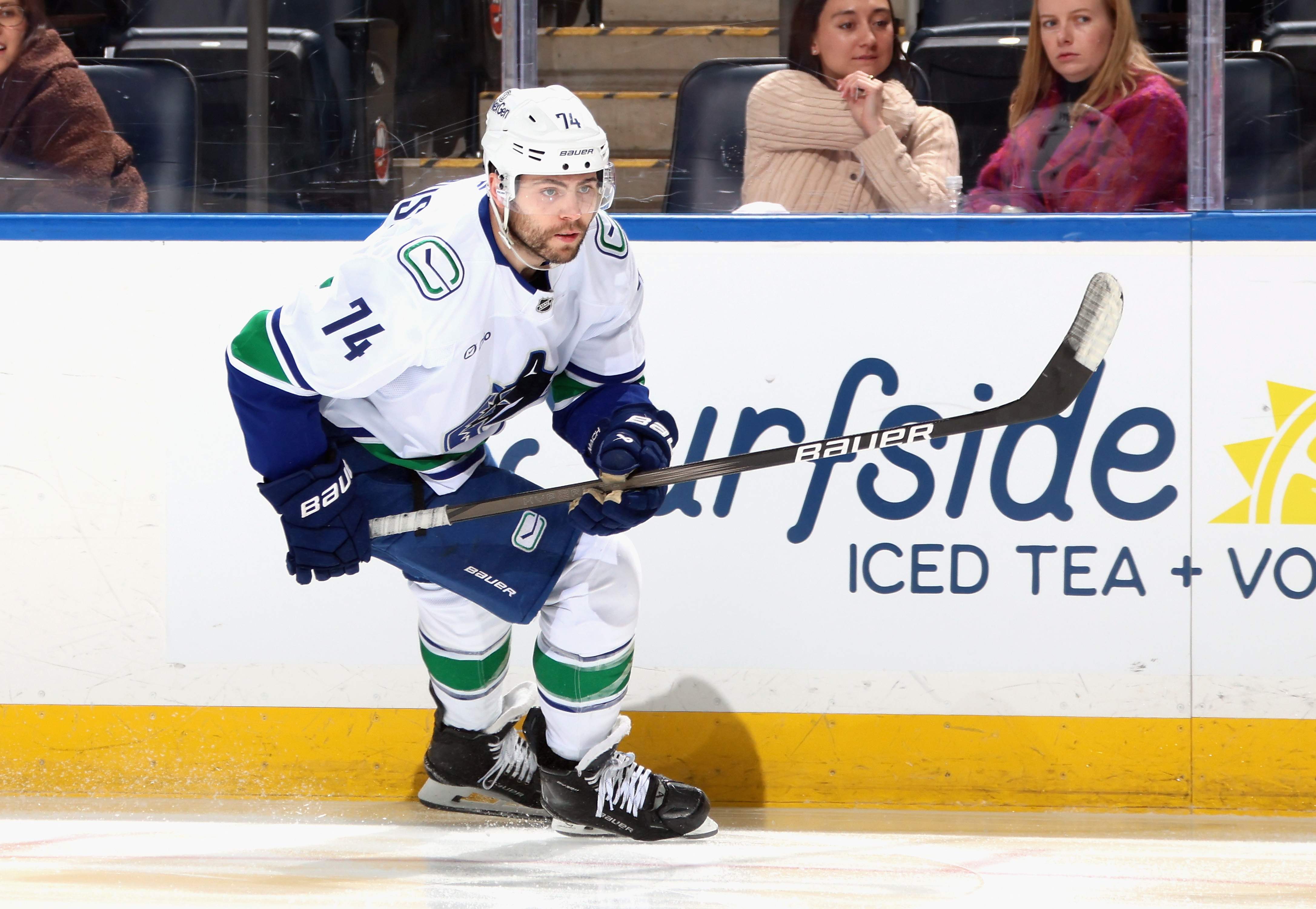 Vancouver Canucks v New York Islanders