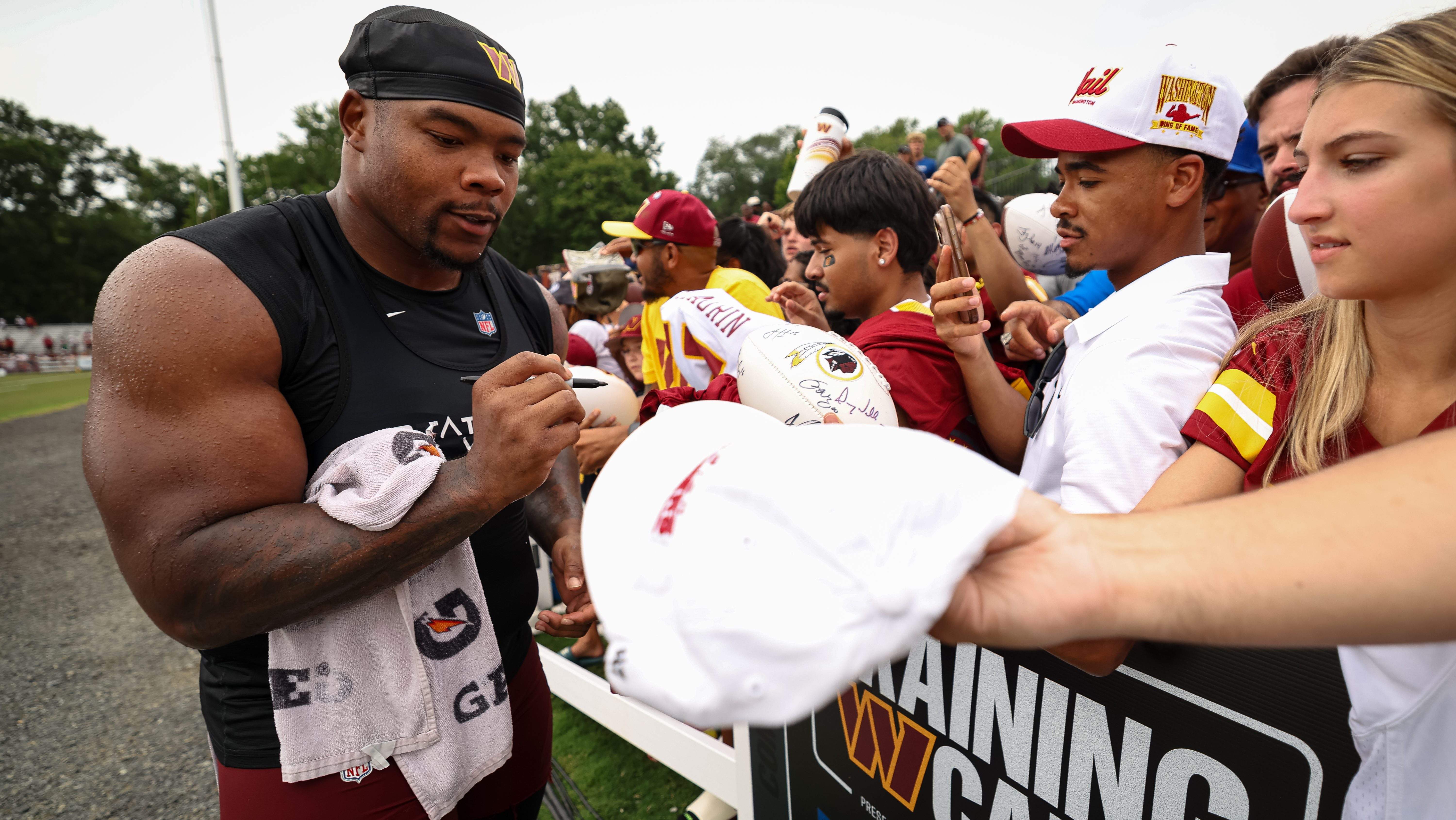 Commanders' $90 Million Pro Bowler Called NFL's 'Most Important' Free Agent
