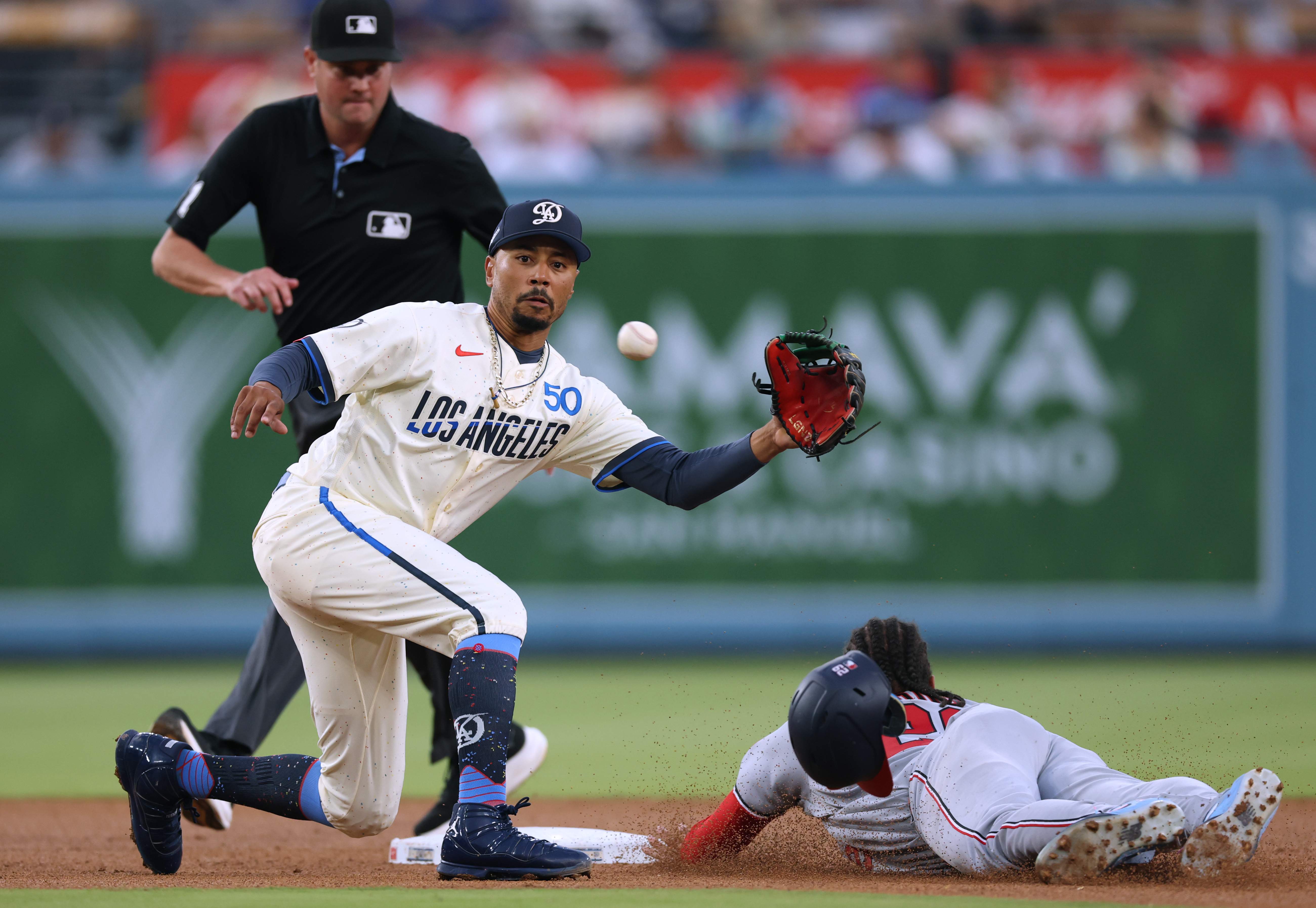 Washington Nationals v Los Angeles Dodgers