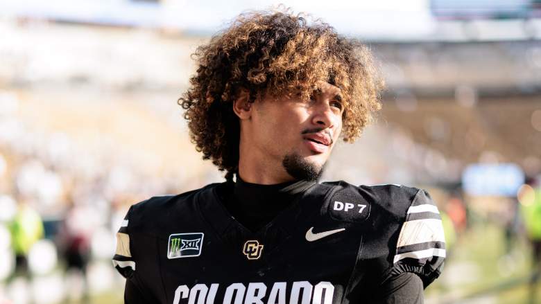 Colorado Buffaloes quarterback Julian Lewis