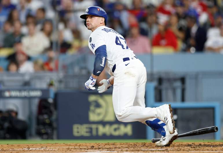 Wild Card Series - Cincinnati Reds v Los Angeles Dodgers - Game Two