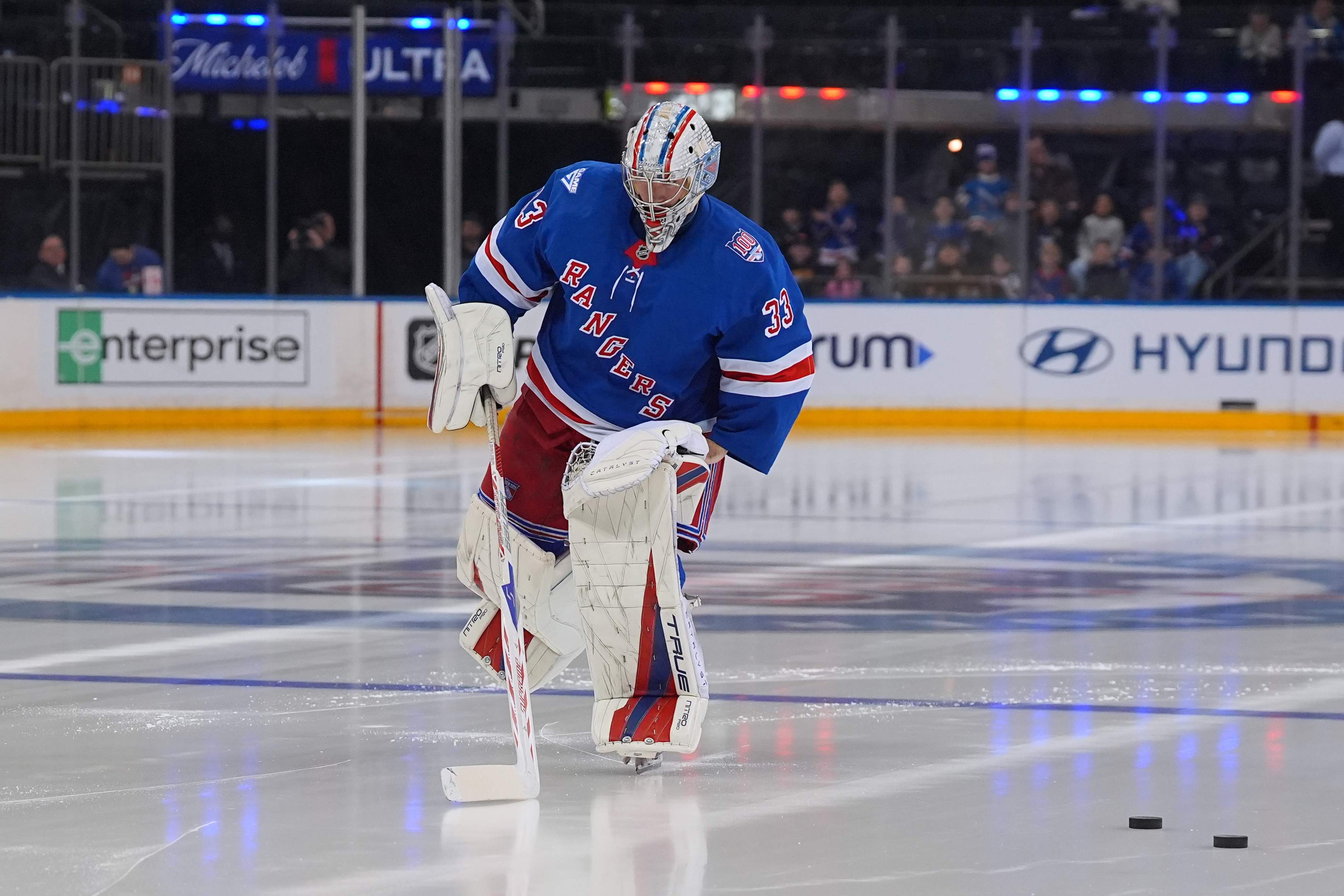 Winnipeg Jets v New York Rangers