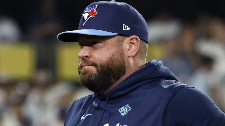 Blue Jays manager John Schneider